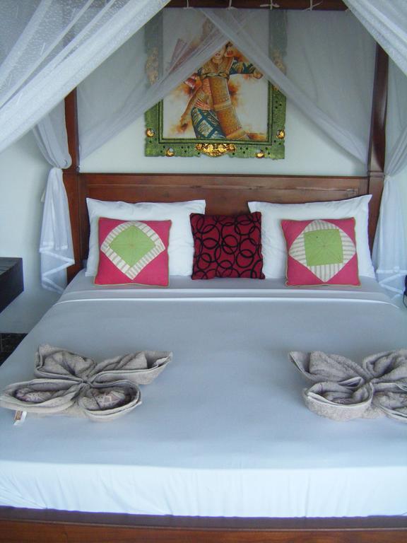 Alur Beach Homestay Amed Екстериор снимка