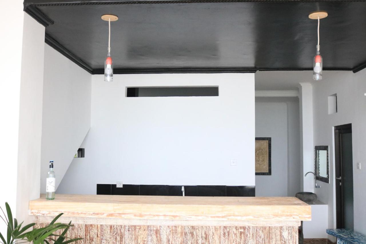 Alur Beach Homestay Amed Екстериор снимка